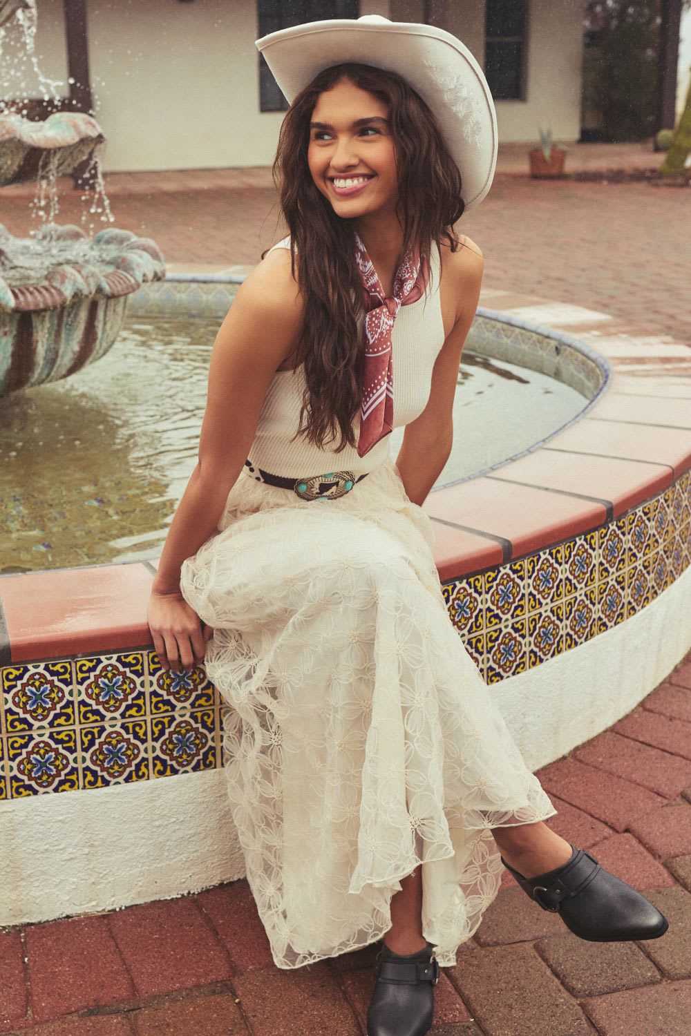 Able to Channel Your Inside Cowgirl? Right here’s The way to Put Collectively the Excellent Western Outfit Able to Channel Your Inside Cowgirl? Right here’s The way to Put Collectively the Excellent Western Outfit