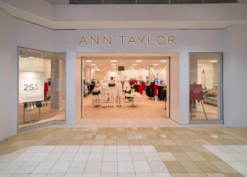 Ann Taylor in 2026: A Comprehensive Review of Style, Sustainability, and Customer Sentiment